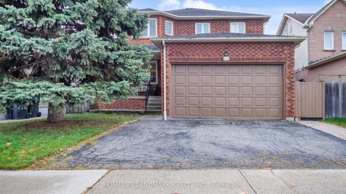 3022 Dalehurst Dr, Mississauga, ON, L5N6M8 | Card Image