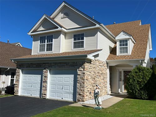 33 Perri Circle, Brookhaven, NY, 11953 | Card Image