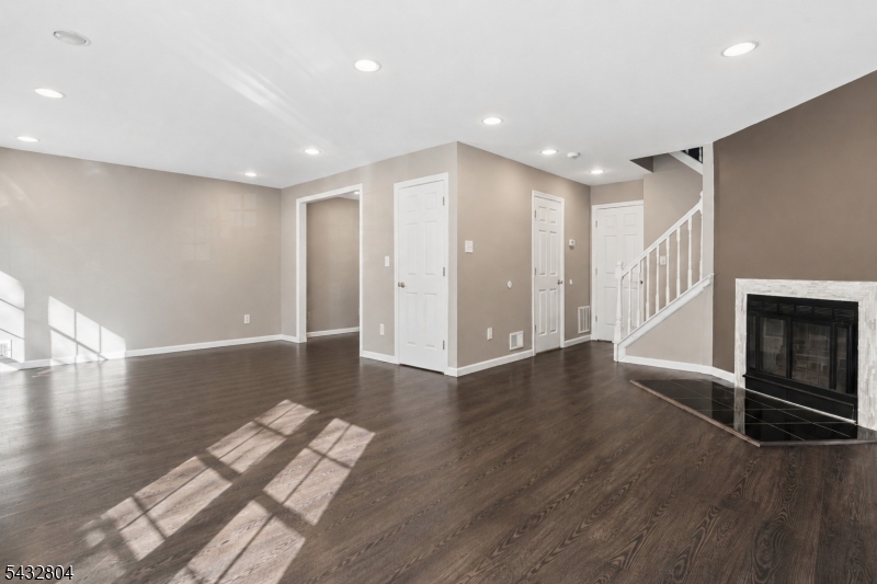 Residential Lease in Newark City 2