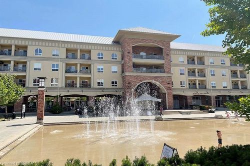 {{alt}} | Card Image