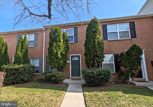 526 Essex Pl, FREDERICK, MD, 21703-6178 | Card Image