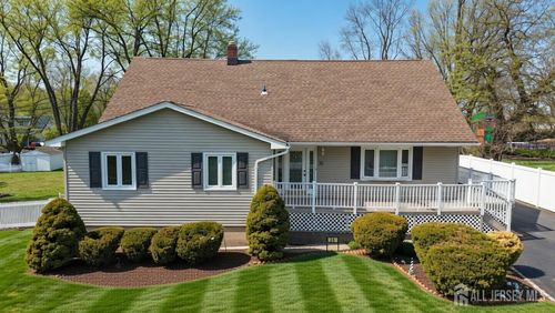 35 Thompson Ave, Fords, NJ, 08863-1424 | Card Image