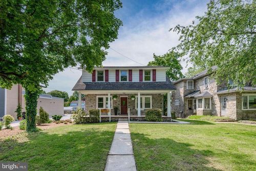 516 E Lancaster Ave, DOWNINGTOWN, PA, 19335-2723 | Card Image