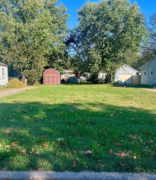 212 S Cherokee Ave, Dewey, OK, 74029-2718 | Card Image