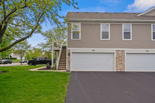 108-108 Schneider Ct, North Aurora, IL, 60542-9136 | Card Image