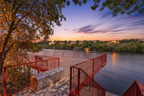 420 Los Escondidos St, Marble Falls, TX, 78654-6023 | Card Image
