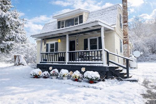 6698 Truxton Tully Rd, Tully, NY, 13159-3240 | Card Image