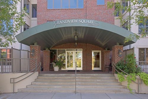 308-5225 Grandview Sq, Edina, MN, 55436-1698 | Card Image