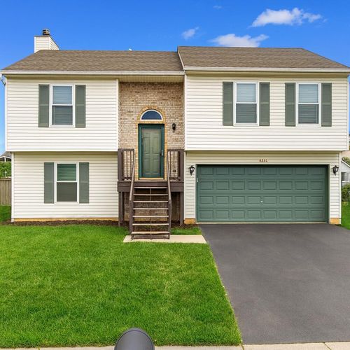 4231 Umiak Dr, Columbus, OH, 43207-8419 | Card Image