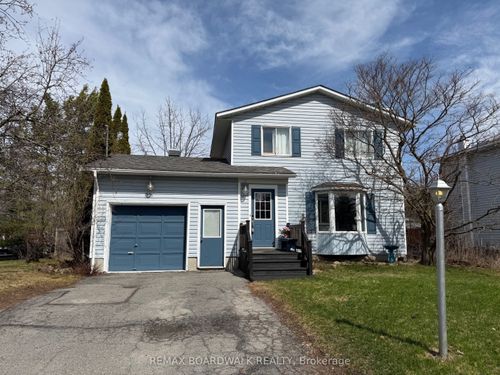 15 Terry Fox Ave, Carleton Place, ON, K7C4G2 | Card Image