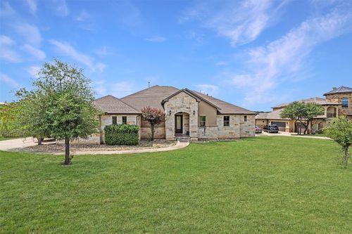 1075 Bluff Woods Dr, Driftwood, TX, 78619-2101 | Card Image