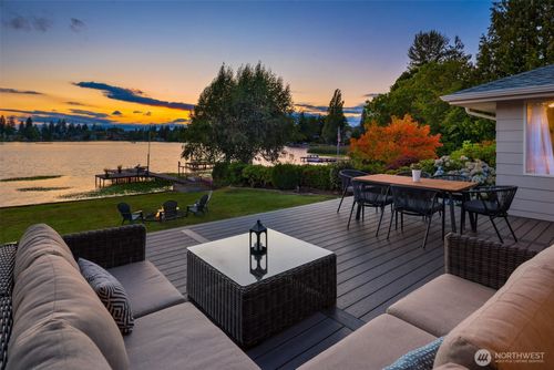 15413 11th Ave Sw, Burien, WA, 98166-2111 | Card Image