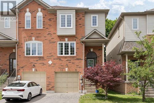 14-35 Aspen Park Way, Whitby (Downtown Whitby), ON, L1N9M6 | Card Image