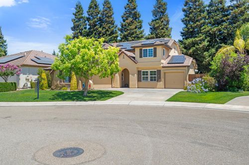10422 Henshaw Drive, Stockton, CA, 95219 | Card Image