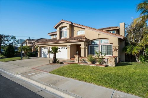 9534 Tivoli Cir, Cypress, CA, 90630 | Card Image