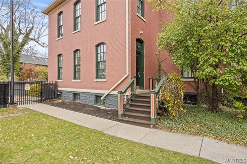 apt-1j-125 Edward St, Buffalo, NY, 14201-2129 | Card Image