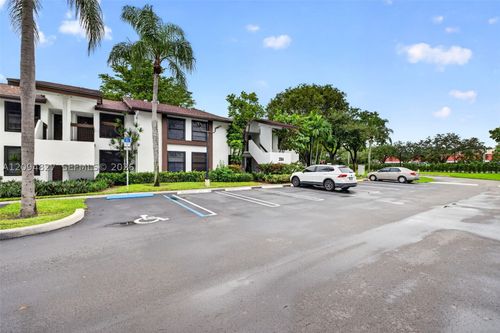 107-204 Lake Pointe Dr, Oakland Park, FL, 33309-3563 | Card Image