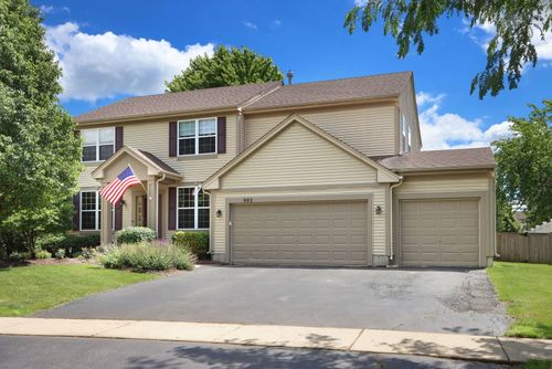 992 Curran Place, Antioch, IL, 60002 | Card Image