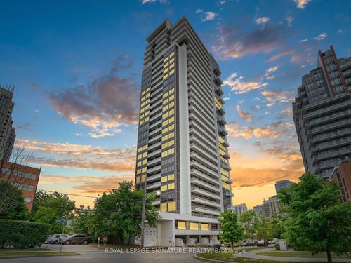 th105-75 Canterbury Pl, North York, ON, M2N0L2 | Card Image