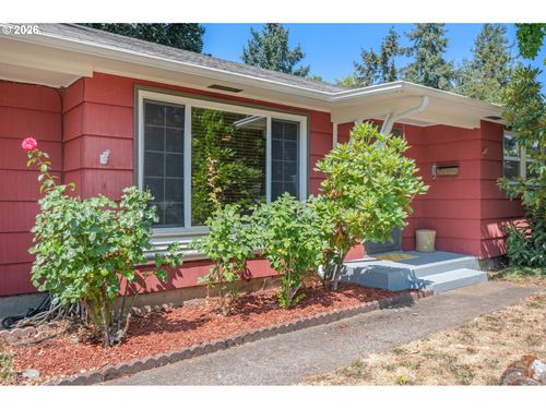 880 Hughes St, Eugene, OR, 97402-1924 | Card Image