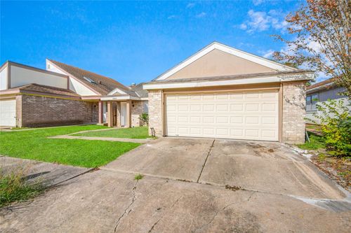 12814 Village Gate Dr, Houston, TX, 77082-3616 | Card Image