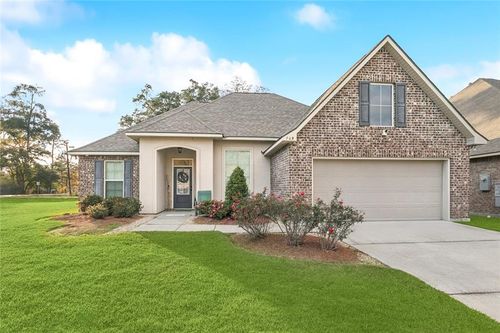 709 Jackson Ct, Madisonville, LA, 70447-9415 | Card Image