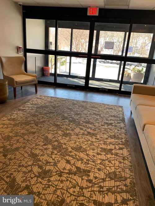 apt-207-801 Yale Ave, SWARTHMORE, PA, 19081-1824 | Card Image