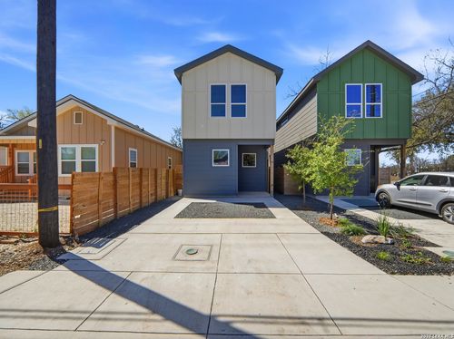 205 Toledo, San Antonio, TX, 78203-1132 | Card Image