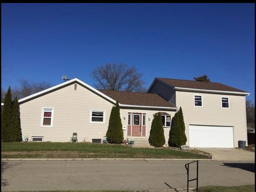 1502 N Joliet St, La Salle, IL, 61301-1402 | Card Image