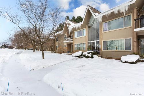 unit-83-2021 Klingensmith Rd, Bloomfield Hills, MI, 48302-0281 | Card Image