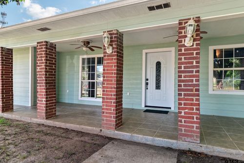709 Corrigan, Kilgore, TX, 75662 | Card Image
