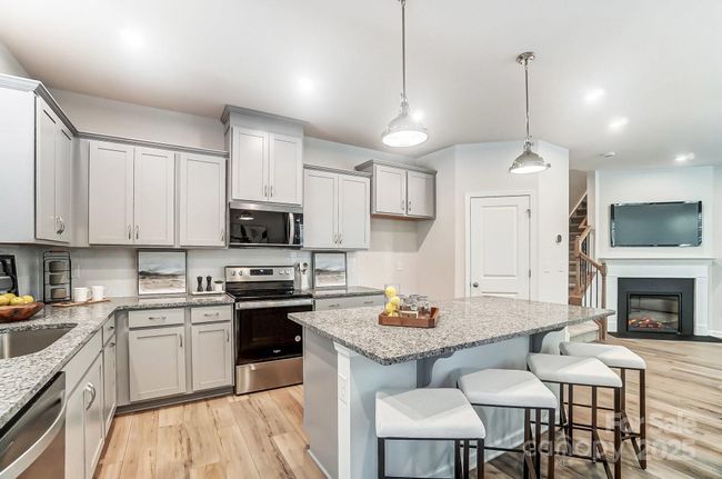 624 Cassidy Ct, Townhouse with 3 bedrooms, 3 bathrooms and null parking in Clover SC | Image 12