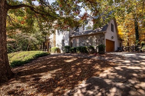 135 Lazy Laurel Chase, Roswell, GA, 30076-3677 | Card Image