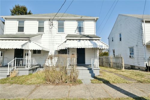 525 Farnsworth Ave, Clairton, PA, 15025-1019 | Card Image