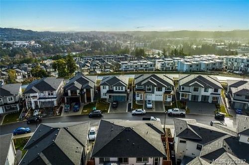 3412 Caldera Crt, Victoria, BC, V9B6Z8 | Card Image