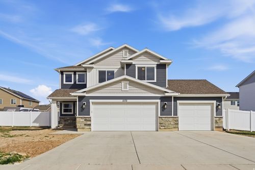 1275 S 300 W, Tremonton, UT, 84337 | Card Image