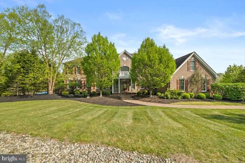 217 Rising Meadow Way, East Stroudsburg, PA, 18302-9217 | Card Image