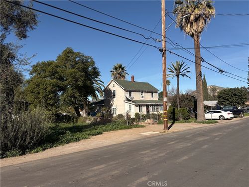 257 Highland Ave, Riverside, CA, 92507-1047 | Card Image