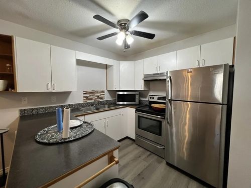 2-9206 Corbould St, Chilliwack, BC, V2P4A5 | Card Image