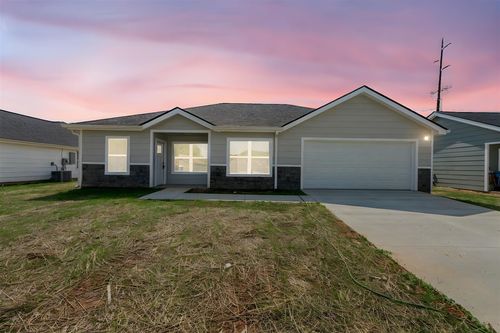 205 Ashkirk Ln, Glasgow, KY, 42141-3515 | Card Image