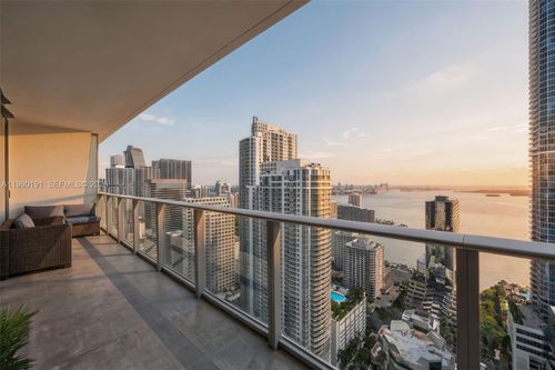 unit-4203-1010 Brickell Ave, Miami, FL, 33131-3790 | Card Image