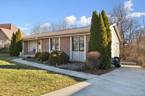 10228 Springbeauty Lane, Springfield Twp., OH, 45231 | Card Image