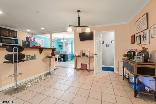 10 Bently Ln, Willingboro, NJ, 08046-1509 | Card Image