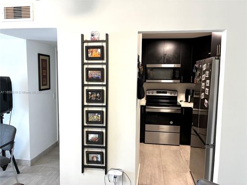 apt-405-6820 W Flagler St, Miami, FL, 33144-2841 | Card Image