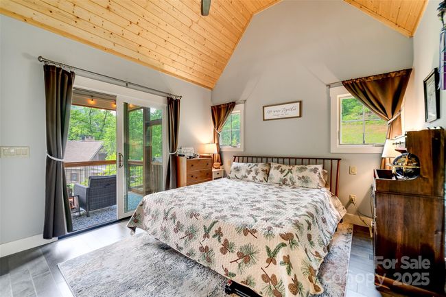 396 River Club Dr, House other with 2 bedrooms, 2 bathrooms and null parking in Cullowhee NC | Image 15