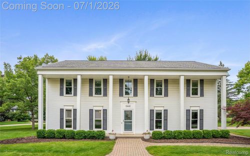 5441 Langlewood Dr, West Bloomfield, MI, 48322-2023 | Card Image