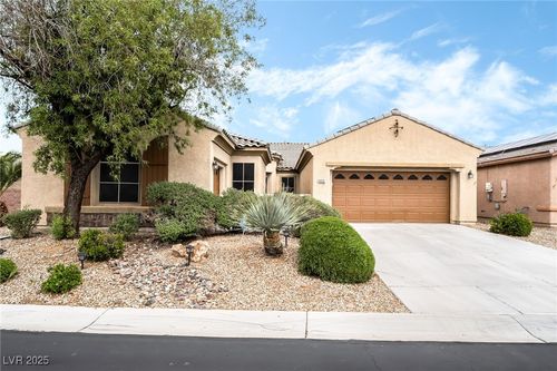 4015 Galiceno Dr, Las Vegas, NV, 89122-3436 | Card Image