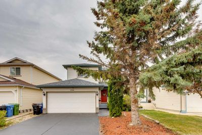 206 Harvest Creek Close Ne, House detached with 3 bedrooms, 2 bathrooms and 4 parking in Calgary AB | Image 2