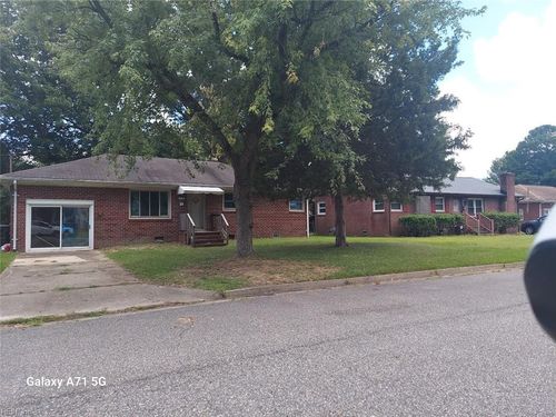 4113 Candlewood Dr, Hampton, VA, 23666-3786 | Card Image