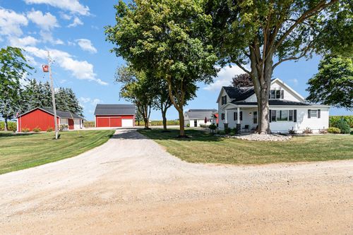 10063 E Walton Rd, Shepherd, MI, 48883-9702 | Card Image